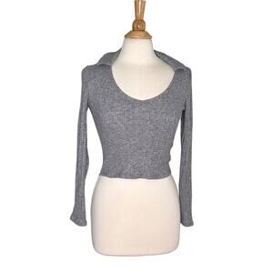 Hollister Light Grey Scoop Neck Collared Cropped Top Ribbed Long Sleeve L35